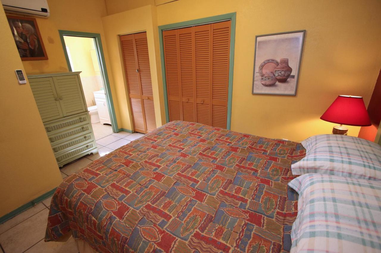 Affordable Beach Condos - One Bedroom Dlx Condos 세인트피트비치 외부 사진